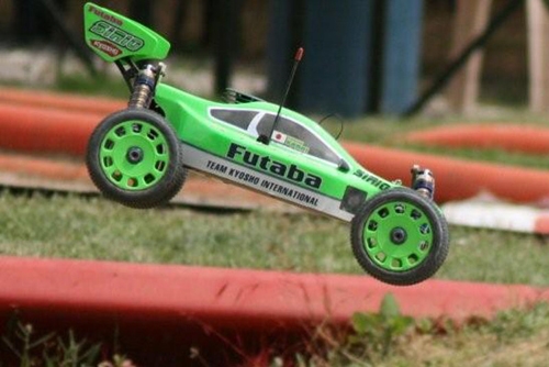 kyosho-mp9-2.jpg