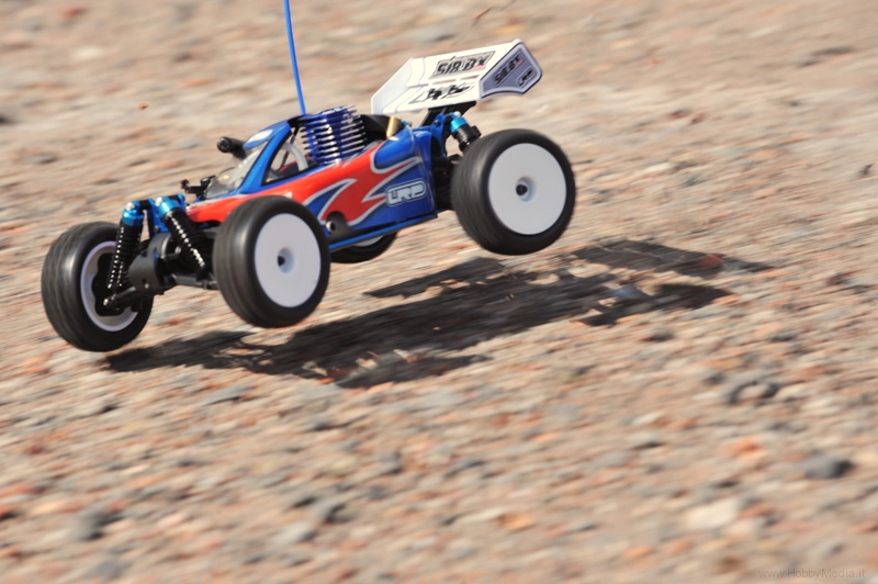 s18_action1.jpg