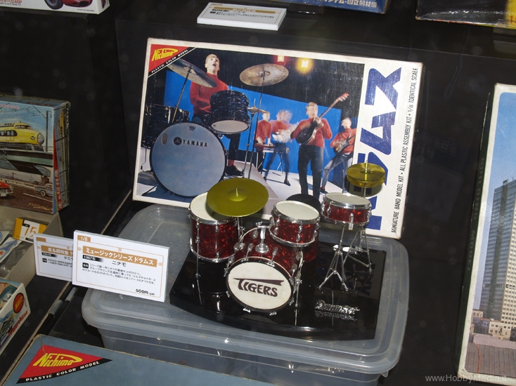japanese-retro-drum-music-k.jpg