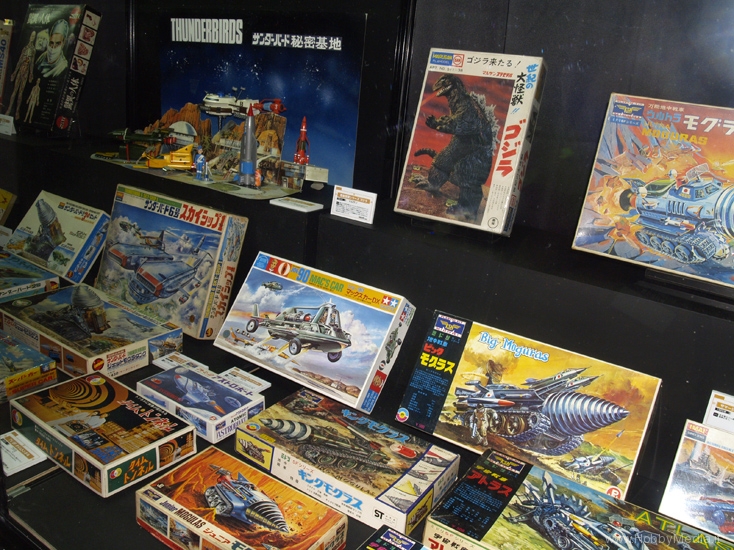 old-japanese-model-kit.jpg