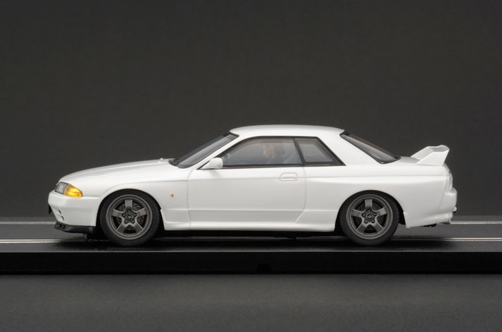 Nissan skyline gtr slot car #4