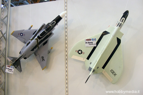 f4-phantom-f4-skyray