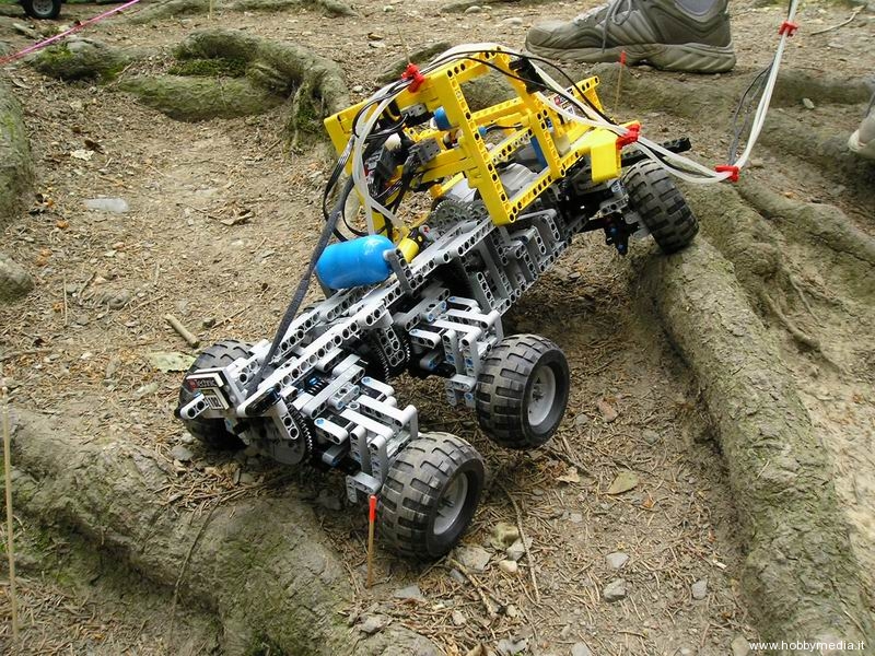 lego-rock-crawler-6 lego-rock-crawler-6