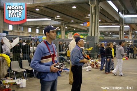 model-expo-italy-volo-indor