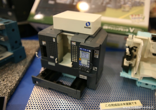 finemolds-makino-v33i-ver finemolds-makino-v33i-ver