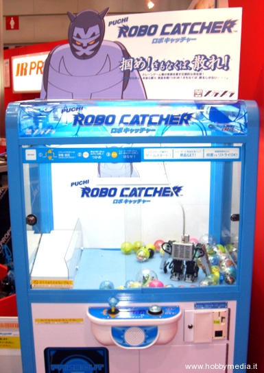 puchi-robot-catcher-11