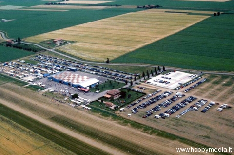ozzano-mdoel-expo