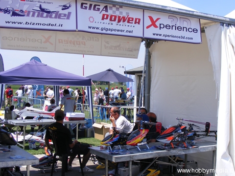 radio-model-show-2009-ozzano
