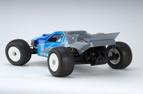 kyosho-ultima-rt5-electric-racing-truck-2
