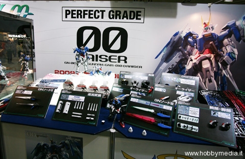 gundam-00-raiser-perfect-grade-bandai-160-3 gundam-00-raiser-perfect-grade-bandai-160-3