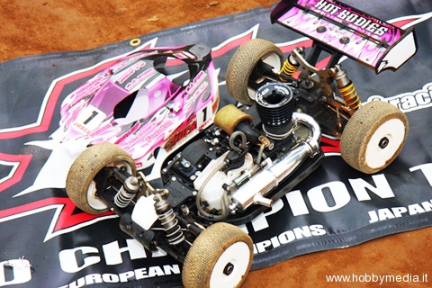 hot-bodies-atsushi-hara-vince-il-campionato-jmrca-1-8-gp-2009-buggy-2 hot-bodies-atsushi-hara-vince-il-campionato-jmrca-1-8-gp-2009-buggy-2