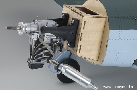 kyosho-focke-wulf-ta152h-90-arf-2 kyosho-focke-wulf-ta152h-90-arf-2
