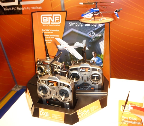 espositore-spektrum-radio-dx-bnf1