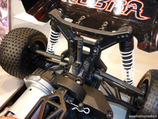 kyosho-cobra-buggy-automodello-offroad-in-scala-1-10-f