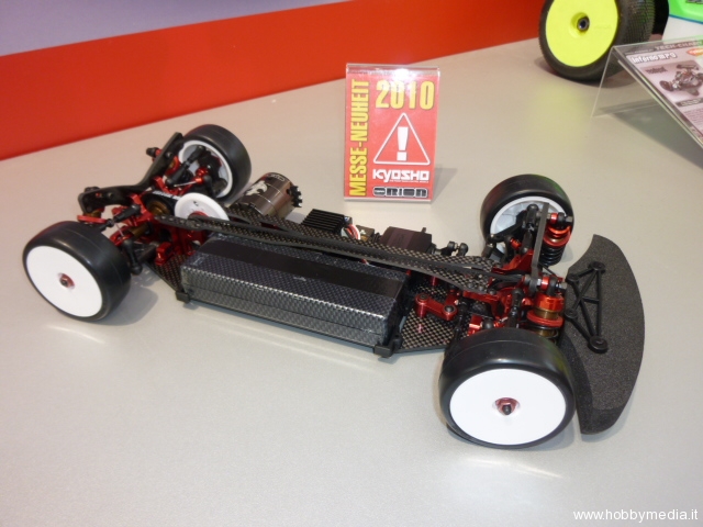 kyosho-tf6-touring-car-da-competizione-elettrica-110 kyosho-tf6-touring-car-da-competizione-elettrica-110