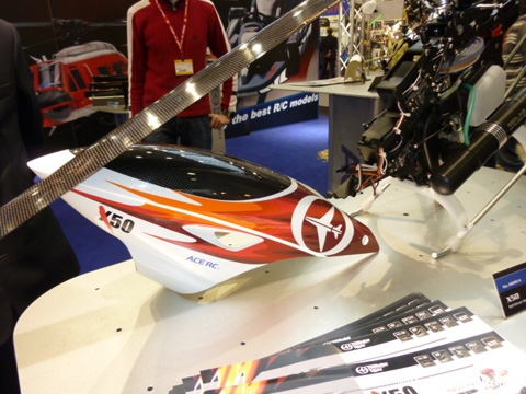 thunder-tiger-x50-3d-toy-fair-2010-fiera-del-giocattolo-norimberga thunder-tiger-x50-3d-toy-fair-2010-fiera-del-giocattolo-norimberga