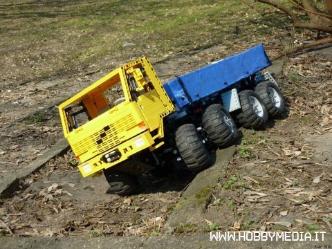lego-volvo-nxt-02