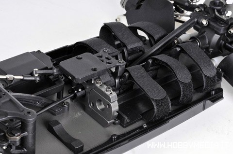 ansmann-x8e-prototipo-brushless-buggy-da-competizione-4