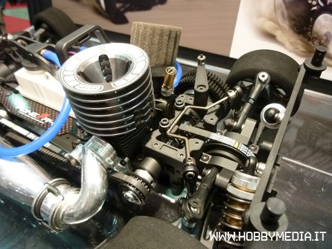 kyosho-v-one-r4-5 kyosho-v-one-r4-5