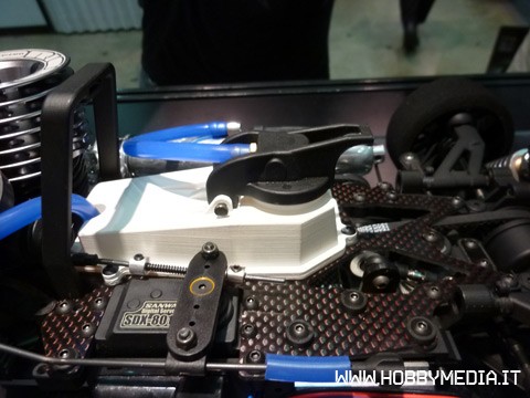 kyosho-v-one-r4-6 kyosho-v-one-r4-6