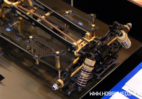 tamiya-ta05-vdf-drift-chassis-kit-gold-edition-3