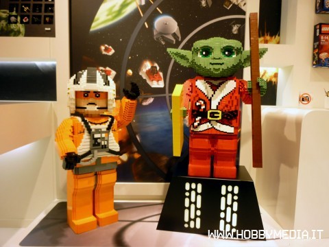 yoda-santa-clause-lego