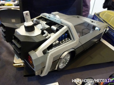 delorean-dmc12-0