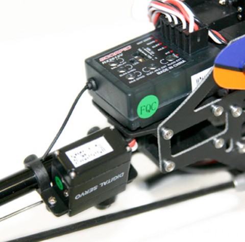 elicottero-elettrico-con-monorotore-tripala-1v33-5 elicottero-elettrico-con-monorotore-tripala-1v33-5