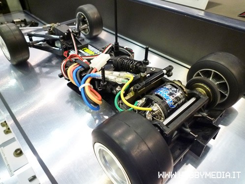 tamiya-f104x1-chassis-kit
