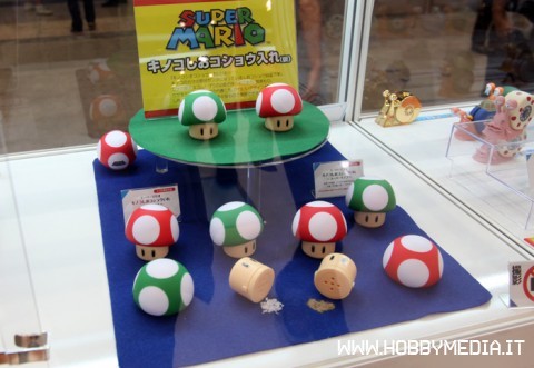 super-mario-salt-pepper0