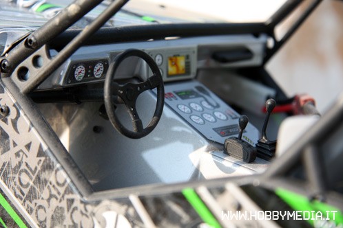 axial-wraith-rock-crawler-3 axial-wraith-rock-crawler-3