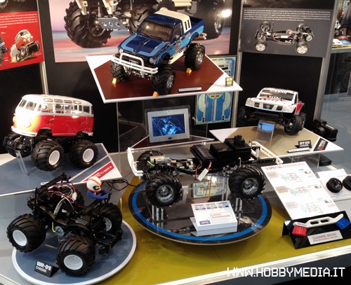 tamiya-toyota-bruiser-booth