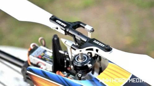 Alan Szabo Jr ha pubblicato il filmato della session di volo del TRex 450 