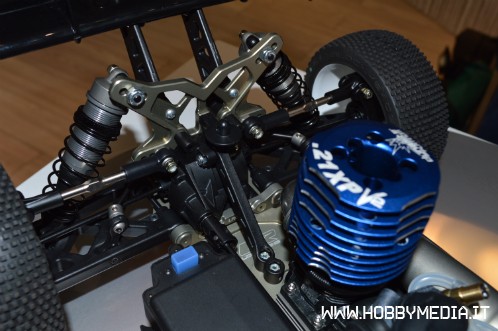 team-losi-8eight-4