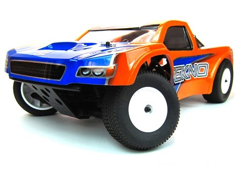 tekno-sc-rc-car