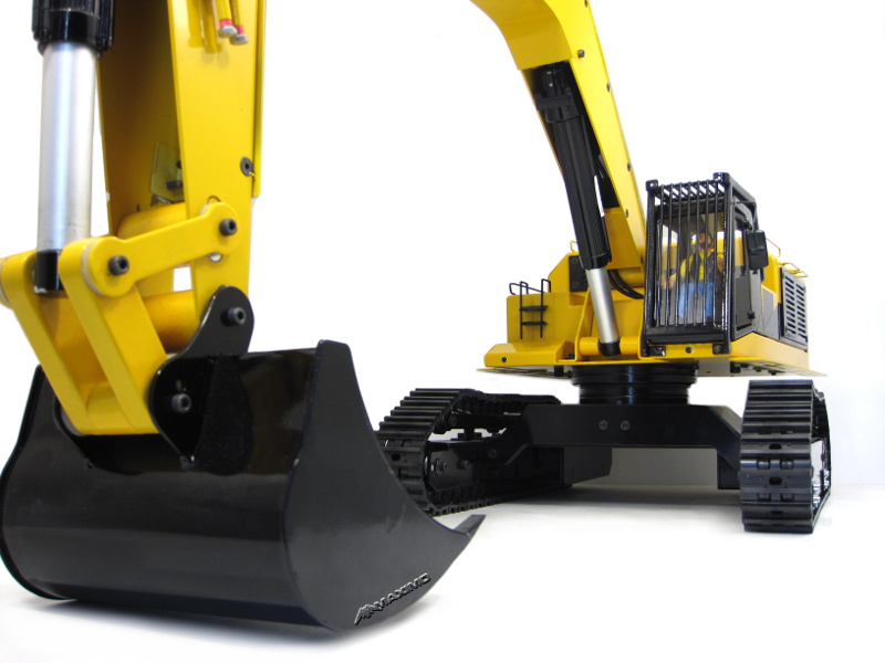 caterpillar radiocomandato