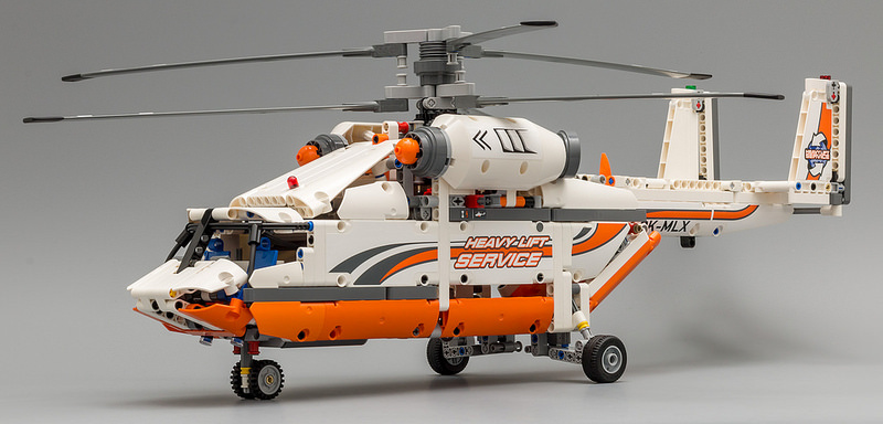Elicottero Lego Technic Heavy Lift Helicopter - Set 42052 - Modellismo  HobbyMedia