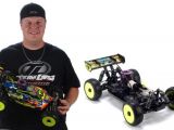  Adam Drake utilizza servi Hitech 7940 e 7950 - Safalero