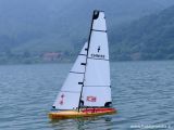 Barca a vela radiocomandata China Team America’s Cup Racing Yacht Thunder Tiger