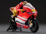 Kyosho Ducati Desmosedici GP11 No.46 di Valentino Rossi