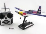 Kyosho Minium Edge 540 Redbull - Aeromodello elettrico con radiocomando a 2,4 GHz