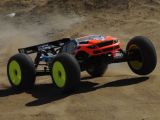 Team Losi 8ight-T 2.0 Race Roller - Truggy Radiocomandato