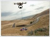 Il video più folle dell'anno: Motorcycle vs. Car Drift Battle 2
