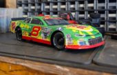 Losi: Asphalt Late Model GROM Dale Earnhardt Jr